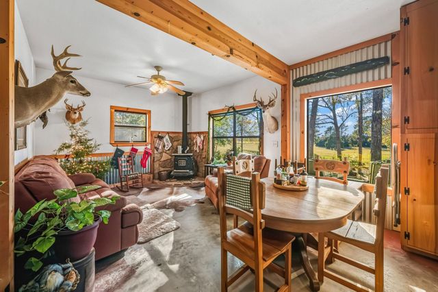 521 Camilla Lake Rd, Coldspring, TX 77331