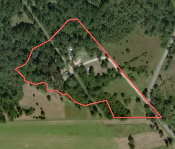 521 Camilla Lake Rd, Coldspring, TX 77331