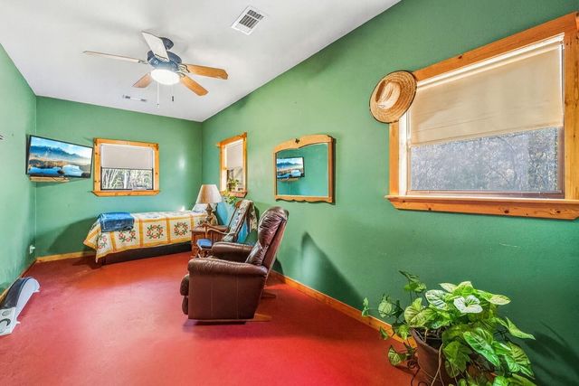 521 Camilla Lake Rd, Coldspring, TX 77331