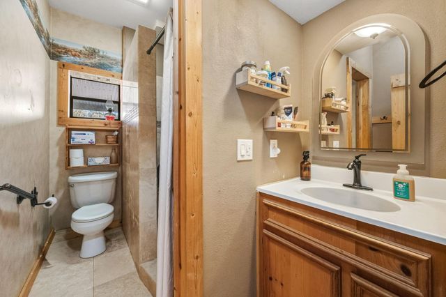 521 Camilla Lake Rd, Coldspring, TX 77331