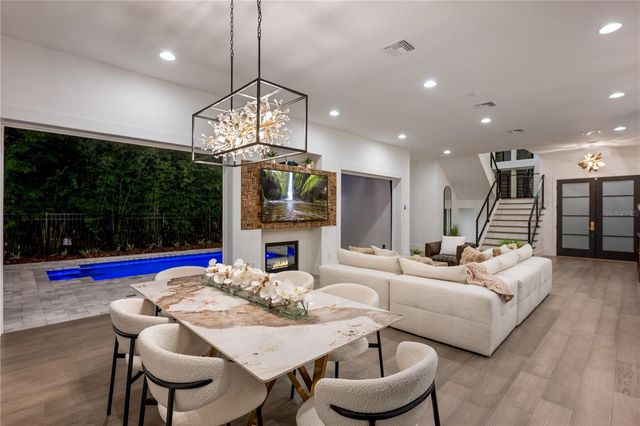 2015 N PARK AVENUE, Winter Park, FL 32789