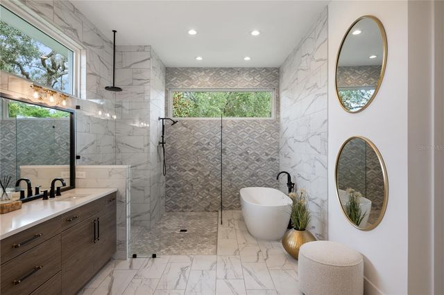 2015 N PARK AVENUE, Winter Park, FL 32789