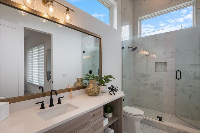 2015 N PARK AVENUE, Winter Park, FL 32789