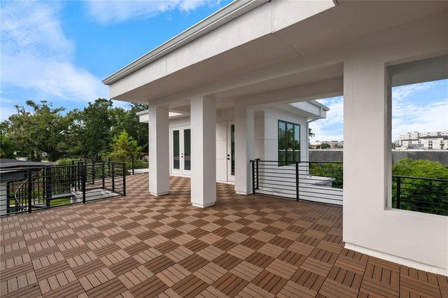 2015 N PARK AVENUE, Winter Park, FL 32789