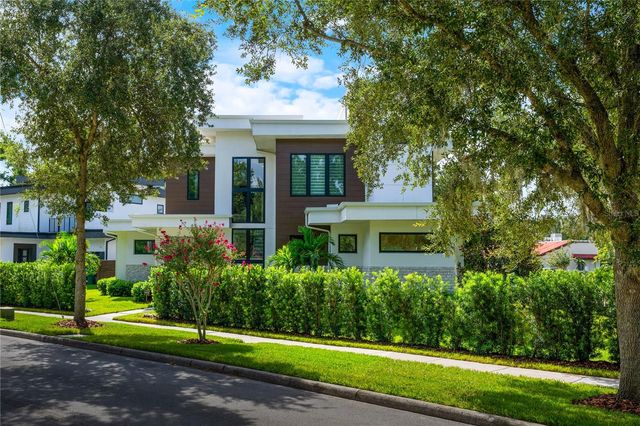 2015 N PARK AVENUE, Winter Park, FL 32789
