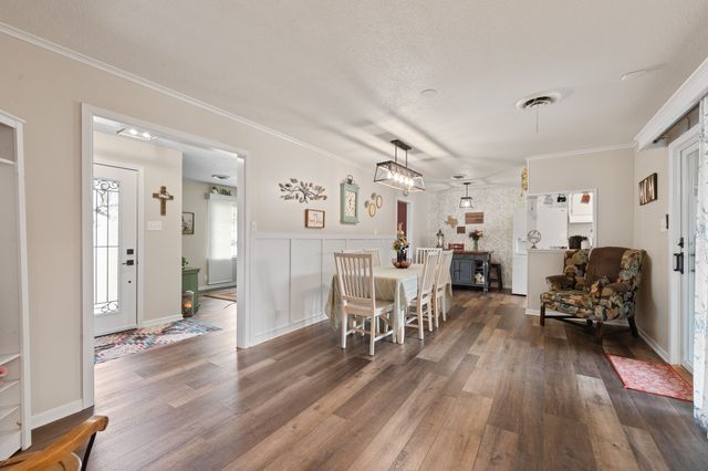 1001 Princeton Place, Cleburne, TX 76033