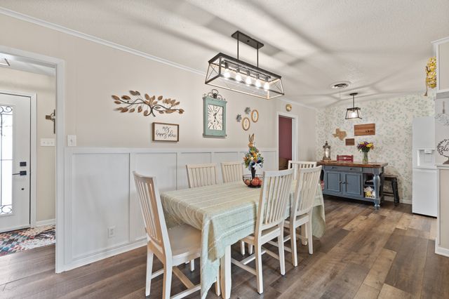 1001 Princeton Place, Cleburne, TX 76033