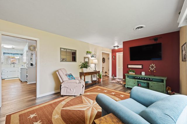 1001 Princeton Place, Cleburne, TX 76033