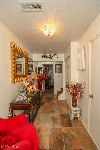 908 Bristol Lane, Streetsboro, OH 44241