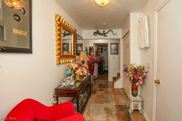 908 Bristol Lane, Streetsboro, OH 44241