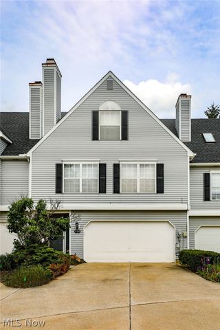 908 Bristol Lane, Streetsboro, OH 44241