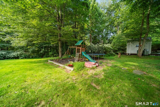 2 Quail Hollow Court, Beacon Falls, CT 06403