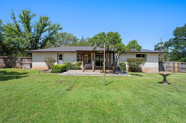 109 Woodland RD, Georgetown, TX 78628