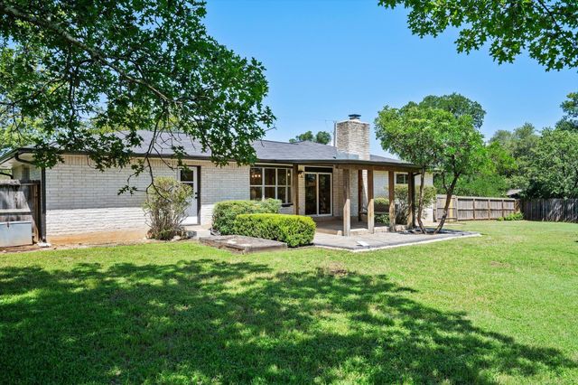 109 Woodland RD, Georgetown, TX 78628