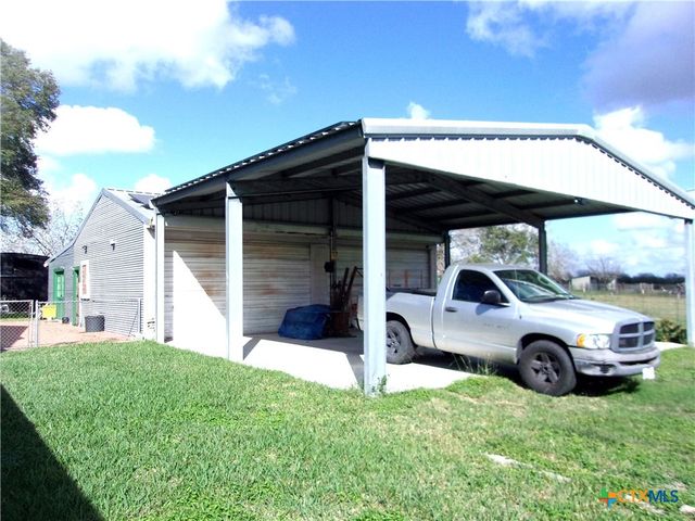 184 Russell Road, Victoria, TX 77904