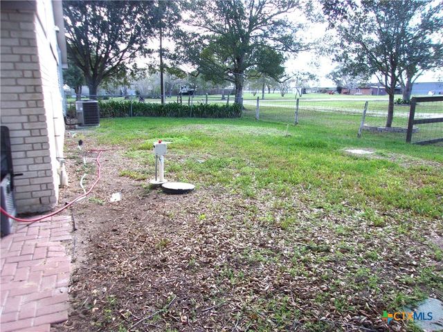 184 Russell Road, Victoria, TX 77904