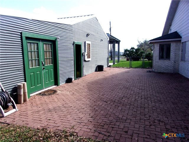 184 Russell Road, Victoria, TX 77904