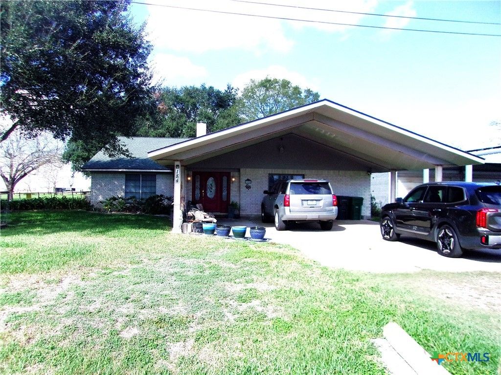 184 Russell Road, Victoria, TX 77904