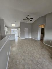 2527 W 76th St 208, Hialeah, FL 33016