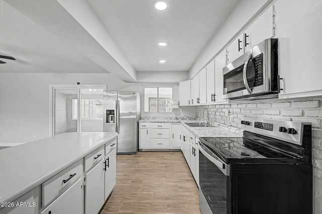 6536 W Turney Avenue, Phoenix, AZ 85033
