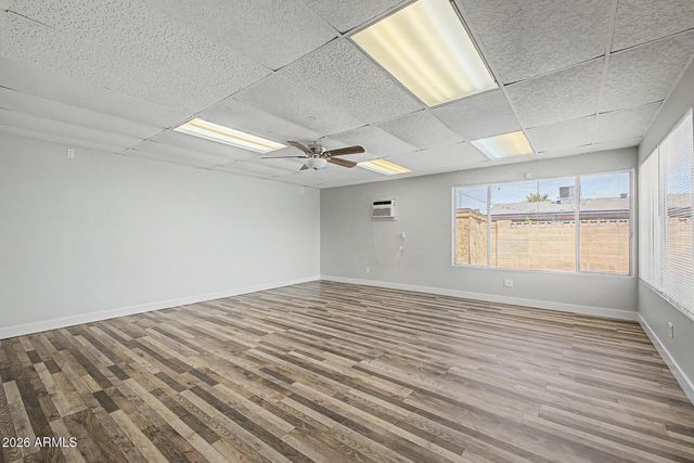 6536 W Turney Avenue, Phoenix, AZ 85033