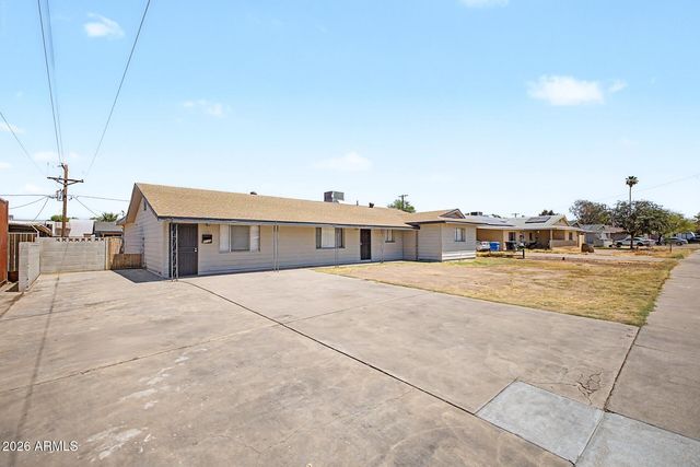 6536 W Turney Avenue, Phoenix, AZ 85033