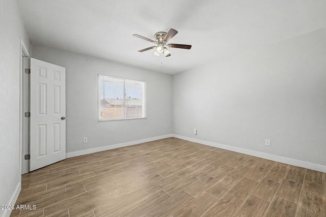6536 W Turney Avenue, Phoenix, AZ 85033