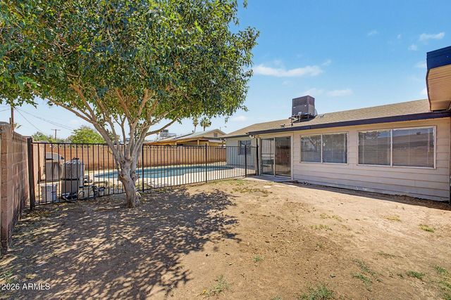 6536 W Turney Avenue, Phoenix, AZ 85033