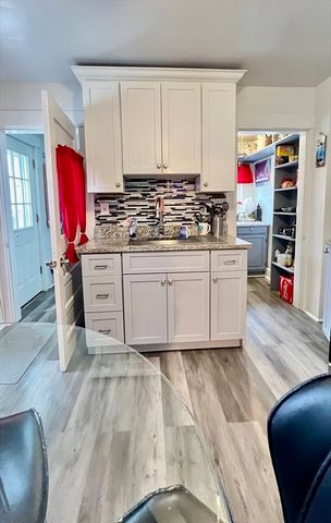 13 Berkley St, Fitchburg, MA 01420