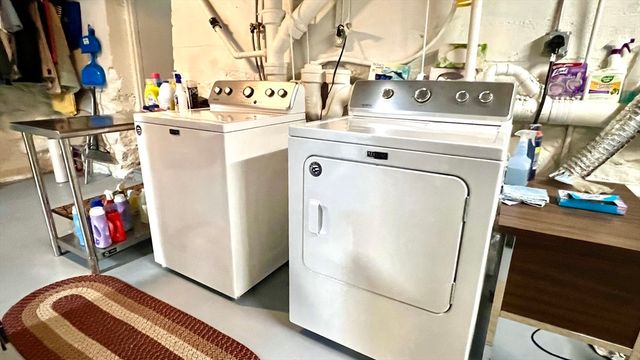 13 Berkley St, Fitchburg, MA 01420