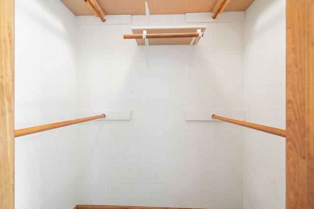 16742 W Fawn Path, Lockport, IL 60441