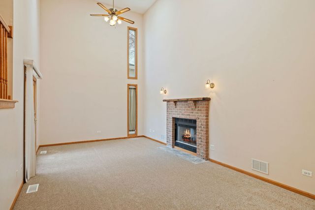 16742 W Fawn Path, Lockport, IL 60441