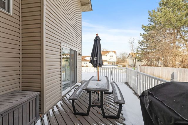 16742 W Fawn Path, Lockport, IL 60441