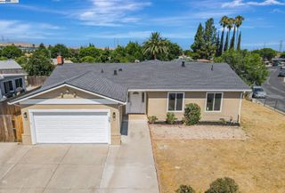 35 Chelsea Way, Pittsburg, CA 94565