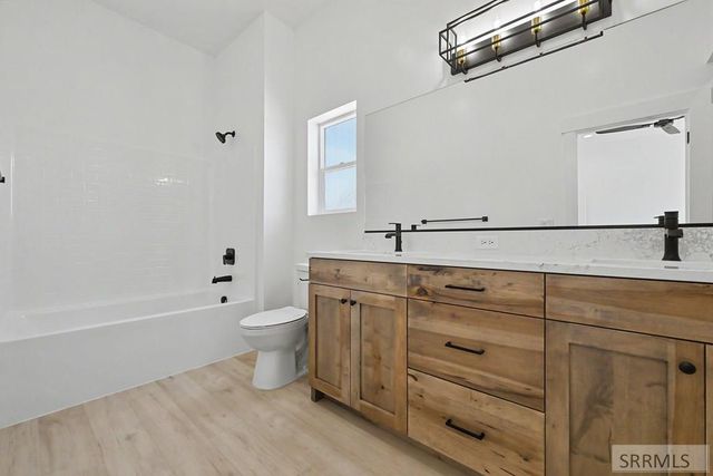 3162 Elixir Road, Ammon, ID 83406