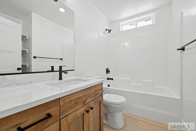 3162 Elixir Road, Ammon, ID 83406