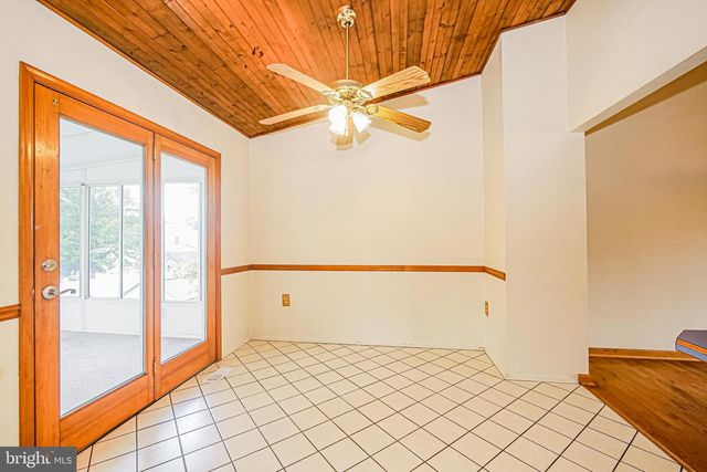 7882 BRIGHTON CT, Pasadena, MD 21122