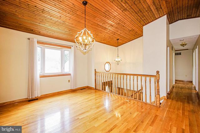 7882 BRIGHTON CT, Pasadena, MD 21122