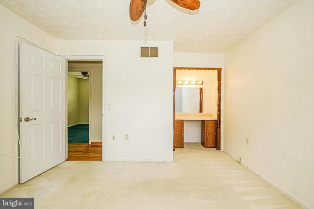 7882 BRIGHTON CT, Pasadena, MD 21122