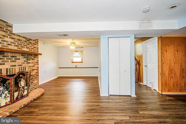 7882 BRIGHTON CT, Pasadena, MD 21122