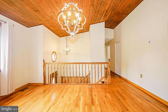 7882 BRIGHTON CT, Pasadena, MD 21122