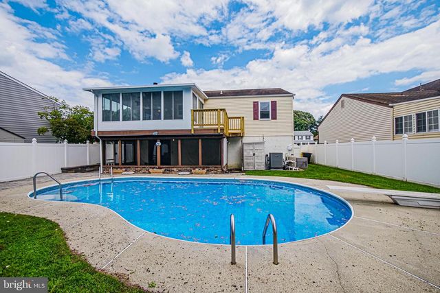 7882 BRIGHTON CT, Pasadena, MD 21122
