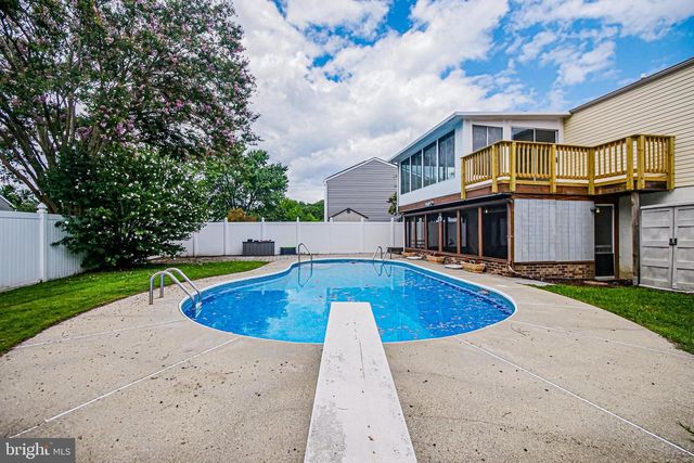 7882 BRIGHTON CT, Pasadena, MD 21122