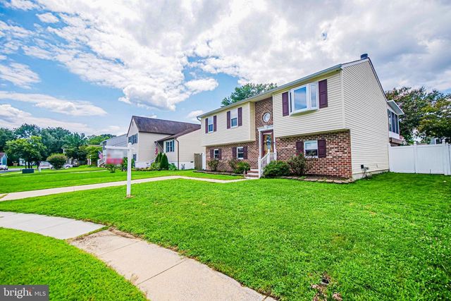 7882 BRIGHTON CT, Pasadena, MD 21122