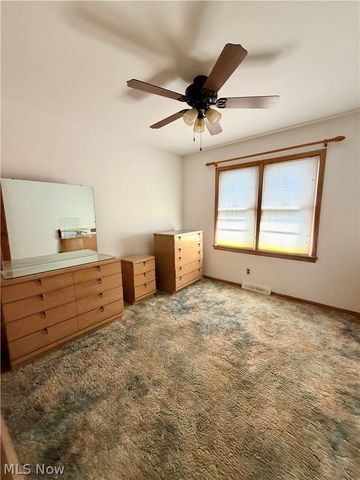 1754 Sunview Road, Lyndhurst, OH 44124