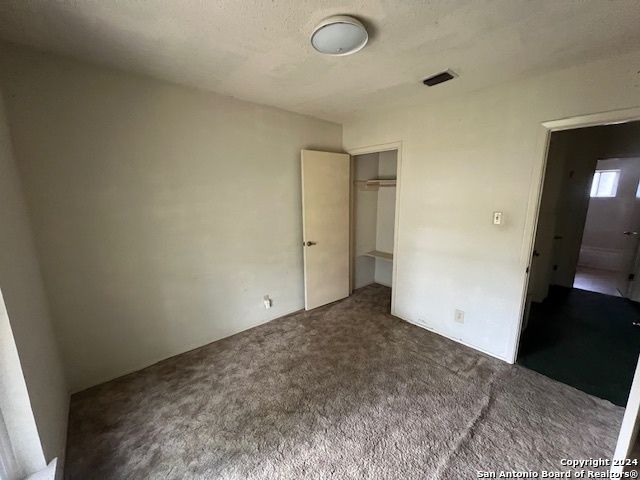 4402 SPIRAL CRK, San Antonio, TX 78238