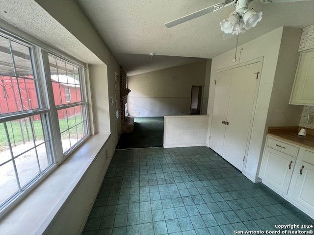 4402 SPIRAL CRK, San Antonio, TX 78238