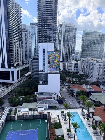 801 S Miami Ave 2002, Miami, FL 33130