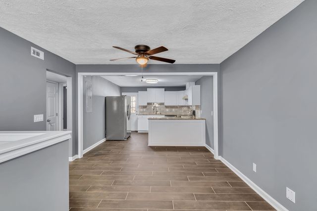 8117 Bonnafair Dr, Hermitage, TN 37076