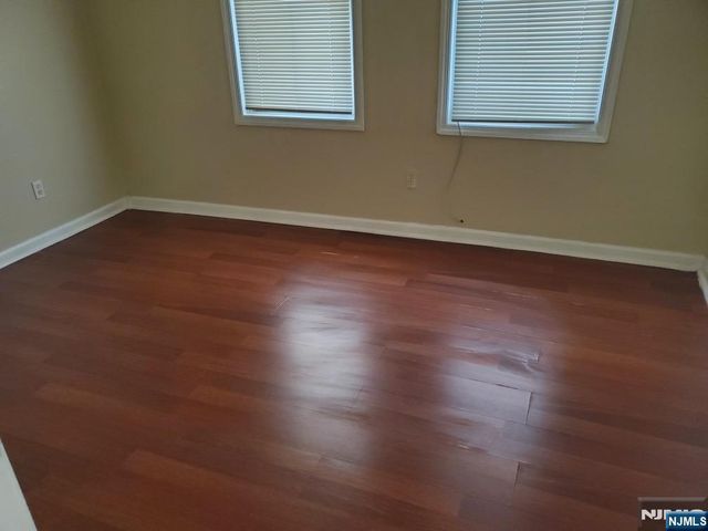 924 18th Street, Newark, NJ 07108